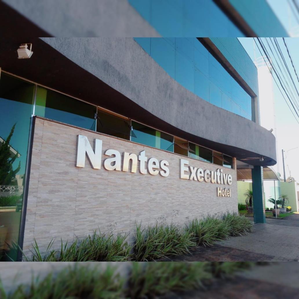 Nantes Executive Hotel Pitanga Extérieur photo